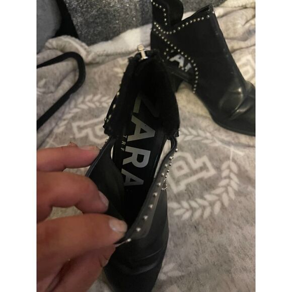ZARA TRF Women's EUR 40 9Black Leather Studded Ankle Boots Zippered Back - Picture 4 of 8